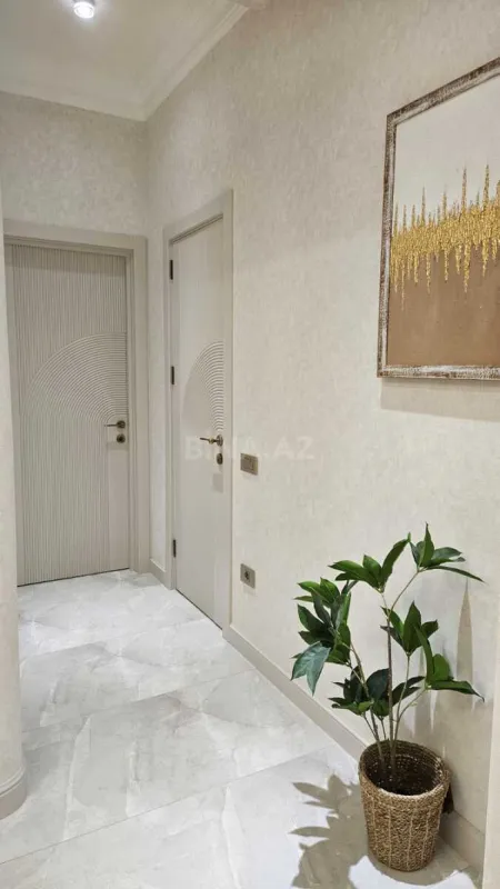 Kirayə verilir 3 otaqlı mənzil 110 m²