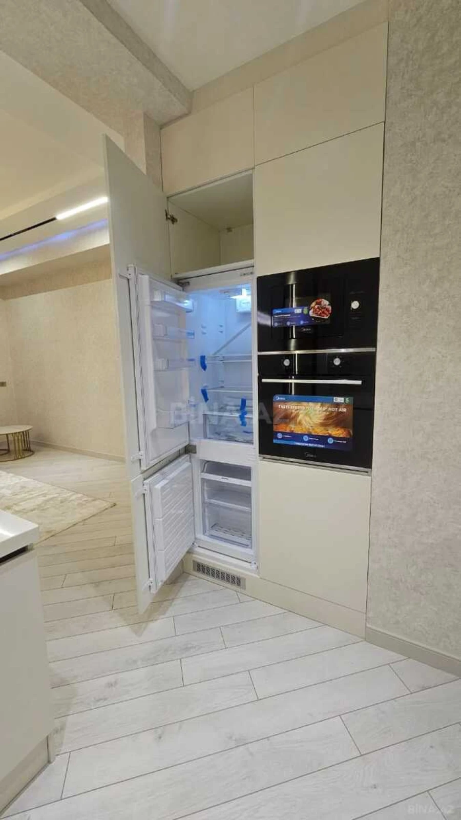 Kirayə verilir 3 otaqlı mənzil 110 m²