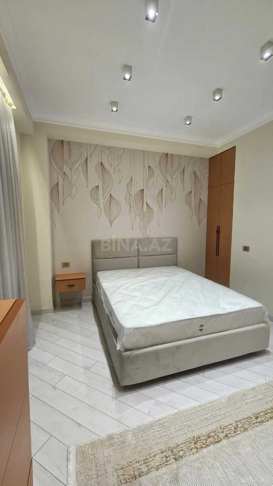 Kirayə verilir 3 otaqlı mənzil 110 m²