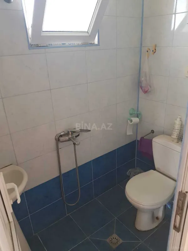 Satılır 6 otaqlı həyət evi 270 m²