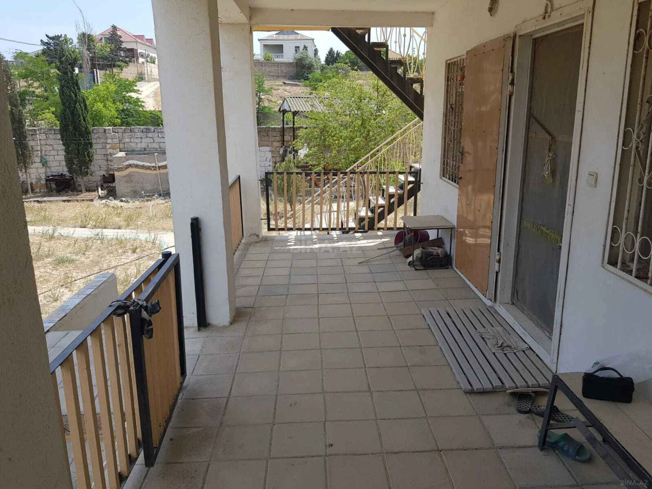 Satılır 6 otaqlı həyət evi 270 m²