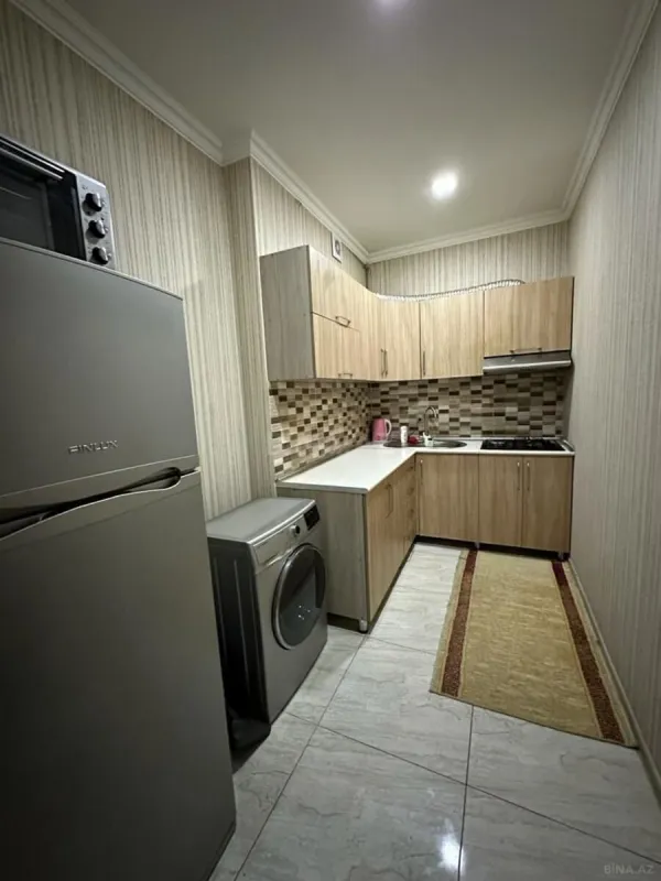 Kirayə verilir 2 otaqlı mənzil 70 m²