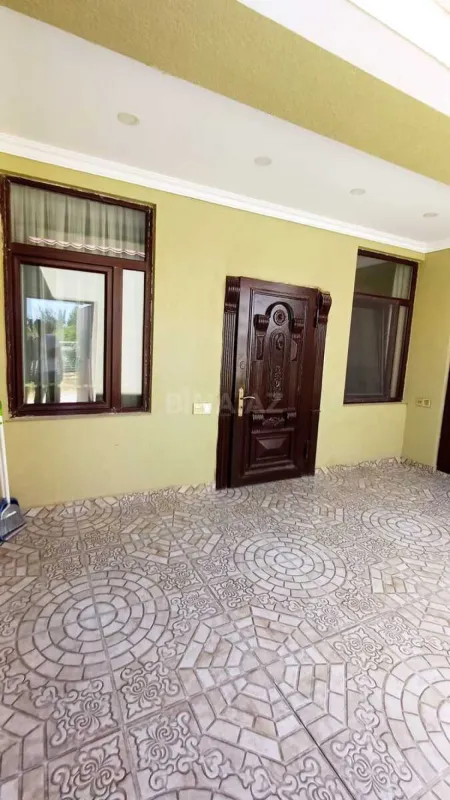 Kirayə verilir 2 otaqlı həyət evi 60 m²