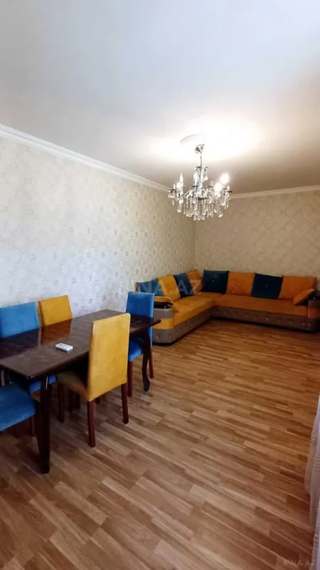 Kirayə verilir 2 otaqlı həyət evi 60 m²