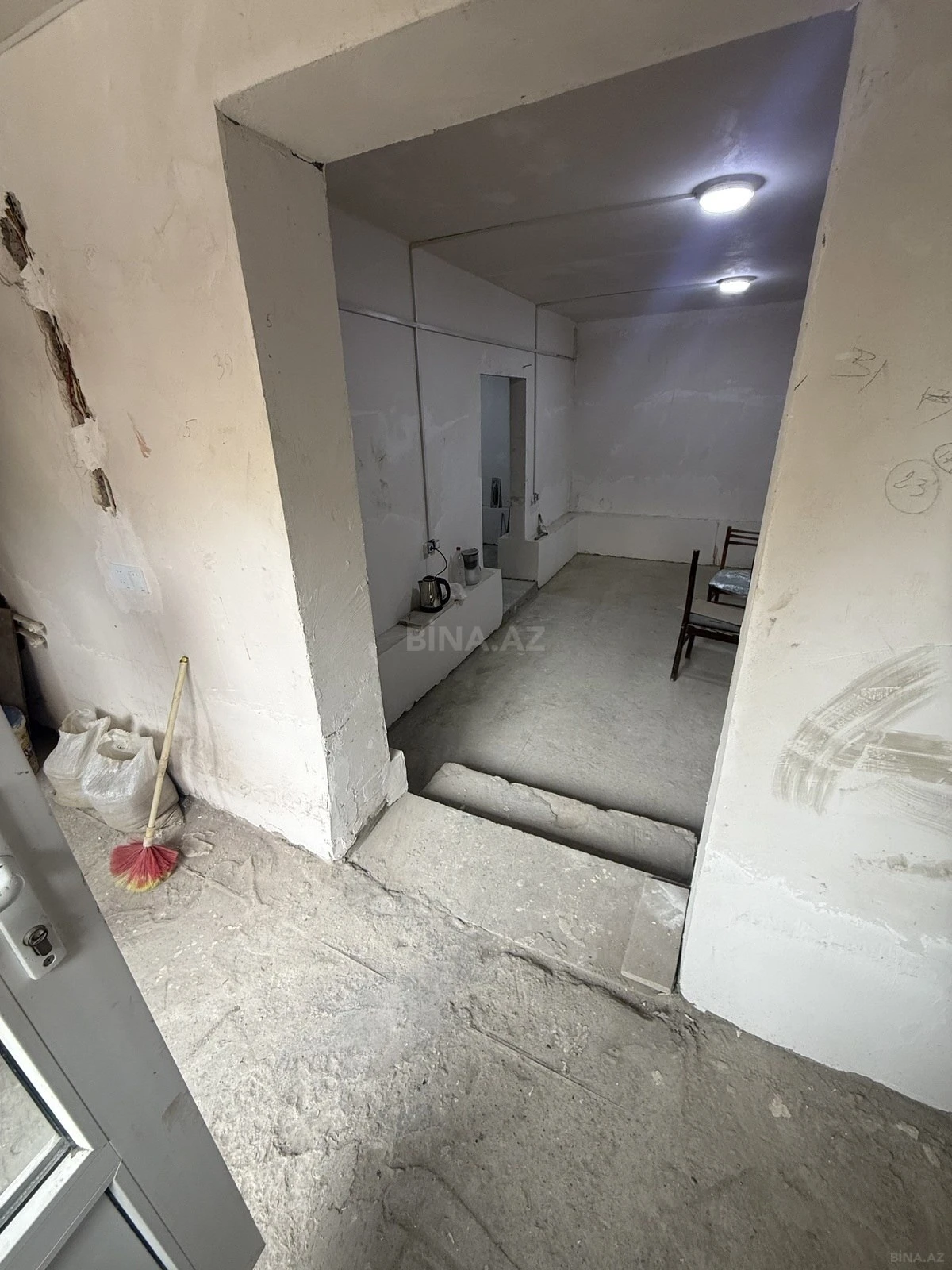 Satılır 3 otaqlı mənzil 82 m²