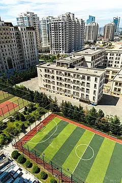 Kirayə verilir 2 otaqlı mənzil 125 m²