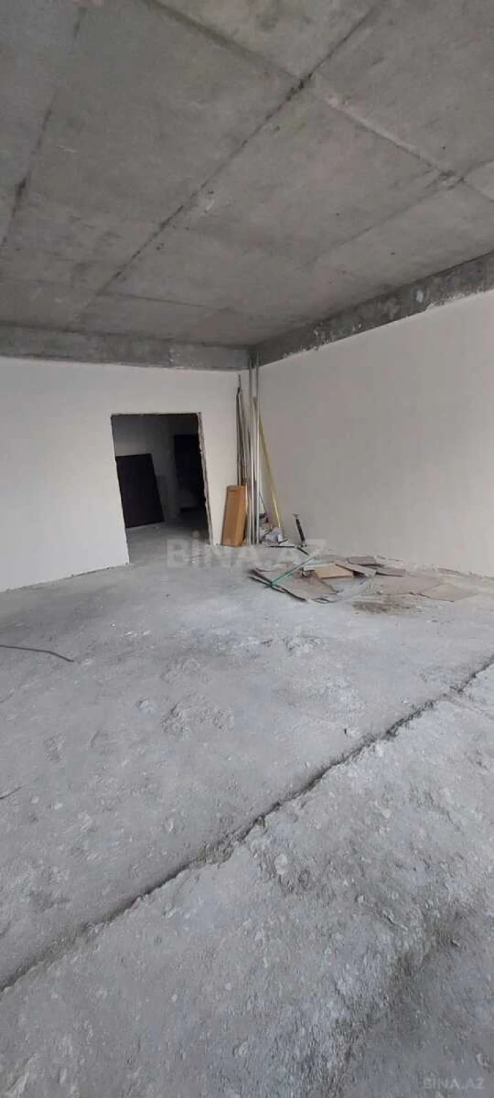 Satılır 10 otaqlı mənzil 525 m²
