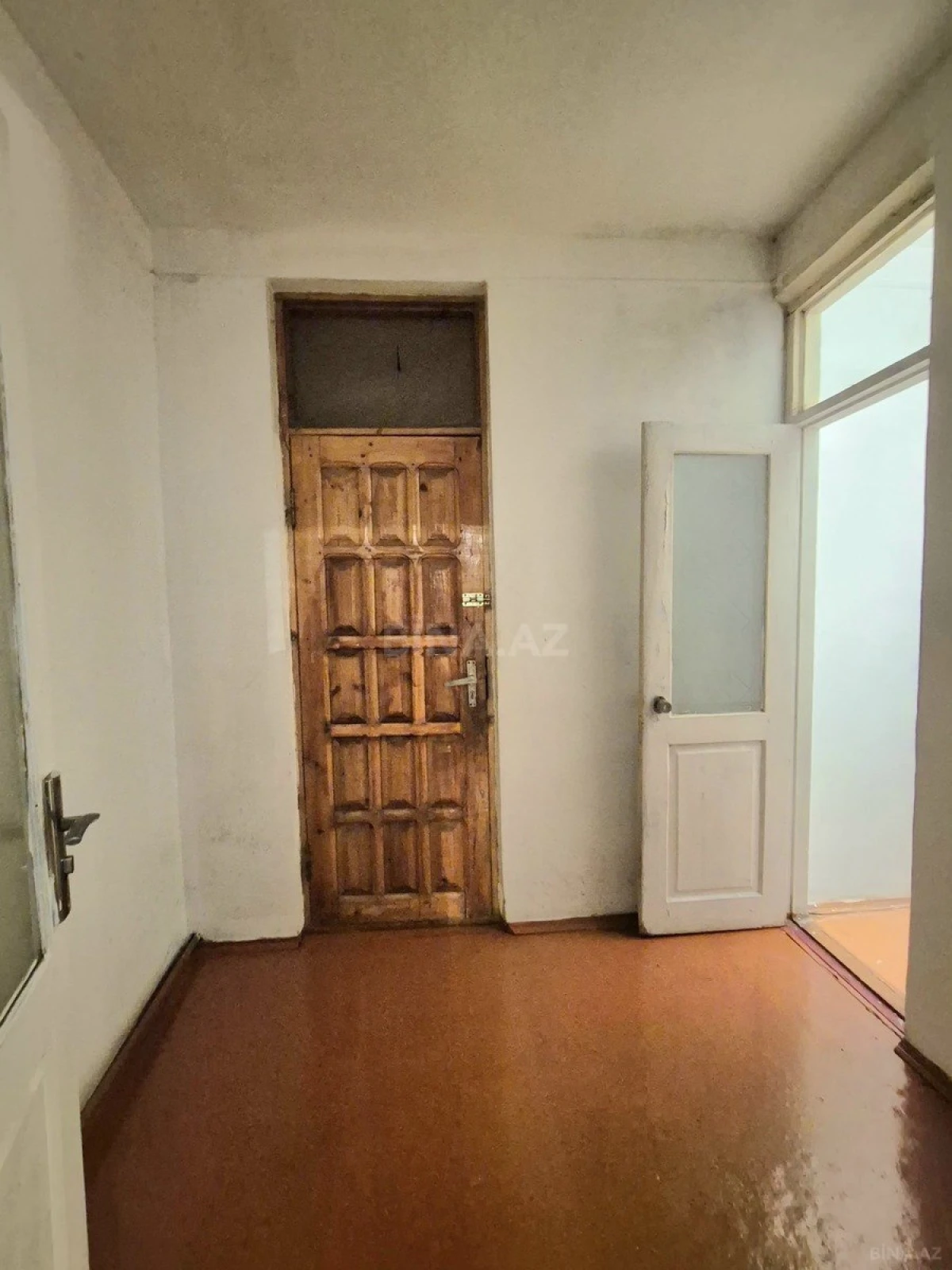 Kirayə verilir 4 otaqlı mənzil 100 m²