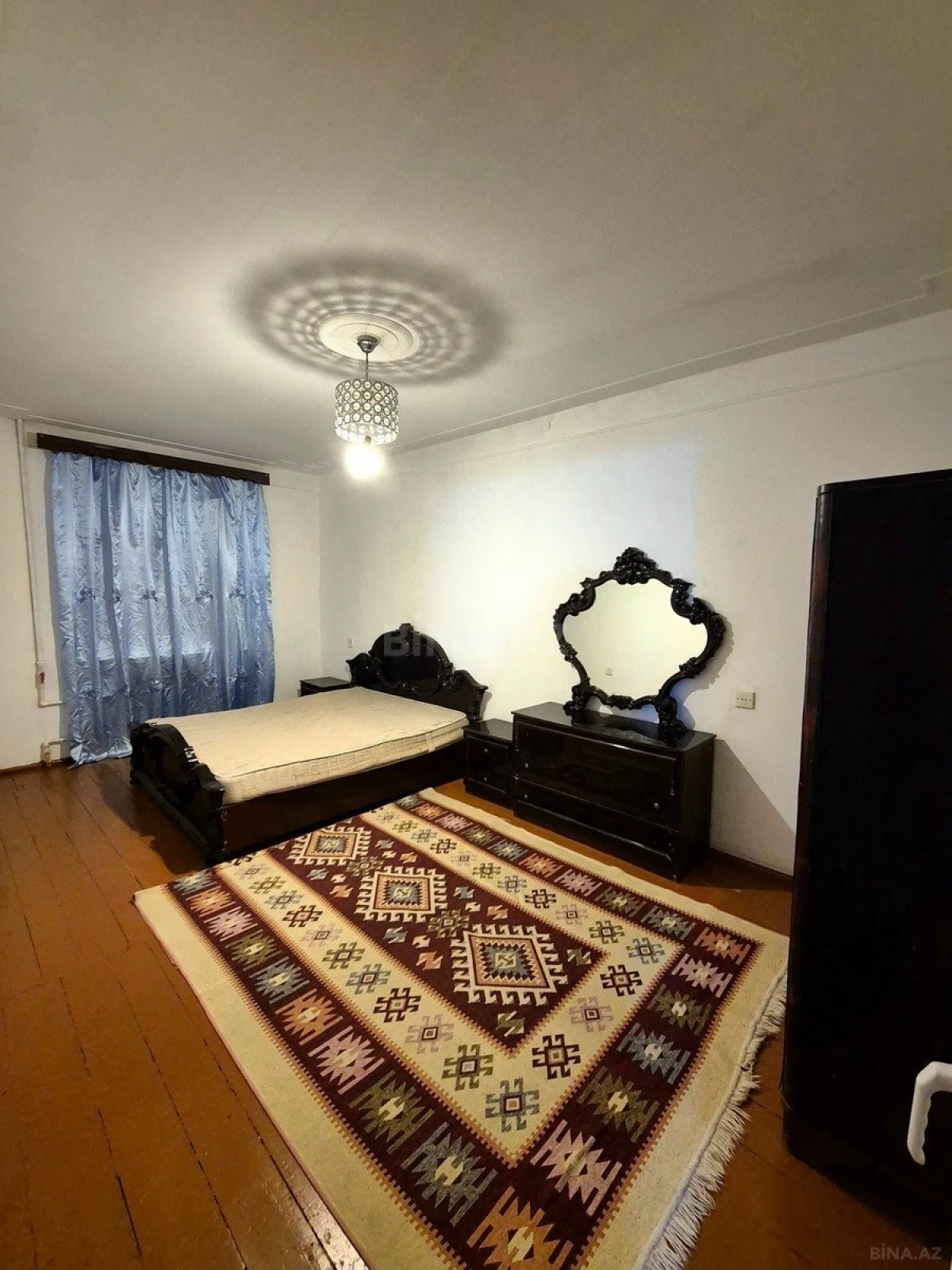 Kirayə verilir 4 otaqlı mənzil 100 m²