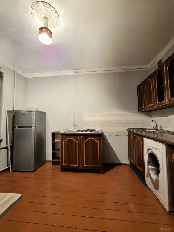 Kirayə verilir 4 otaqlı mənzil 100 m²