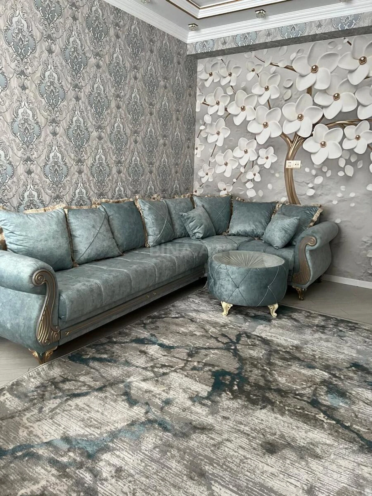 Kirayə verilir 2 otaqlı mənzil 85 m²