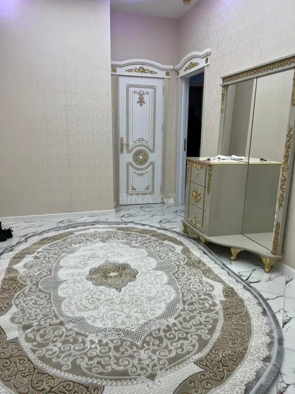 Kirayə verilir 2 otaqlı mənzil 85 m²