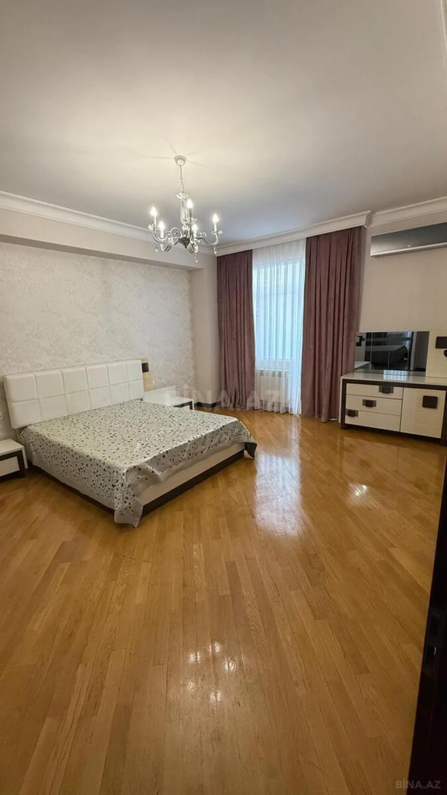 Kirayə verilir 3 otaqlı mənzil 102 m²