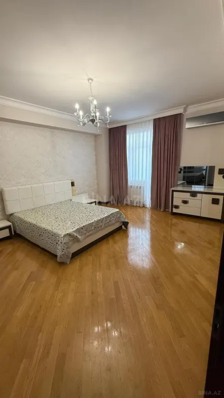 Kirayə verilir 3 otaqlı mənzil 102 m²