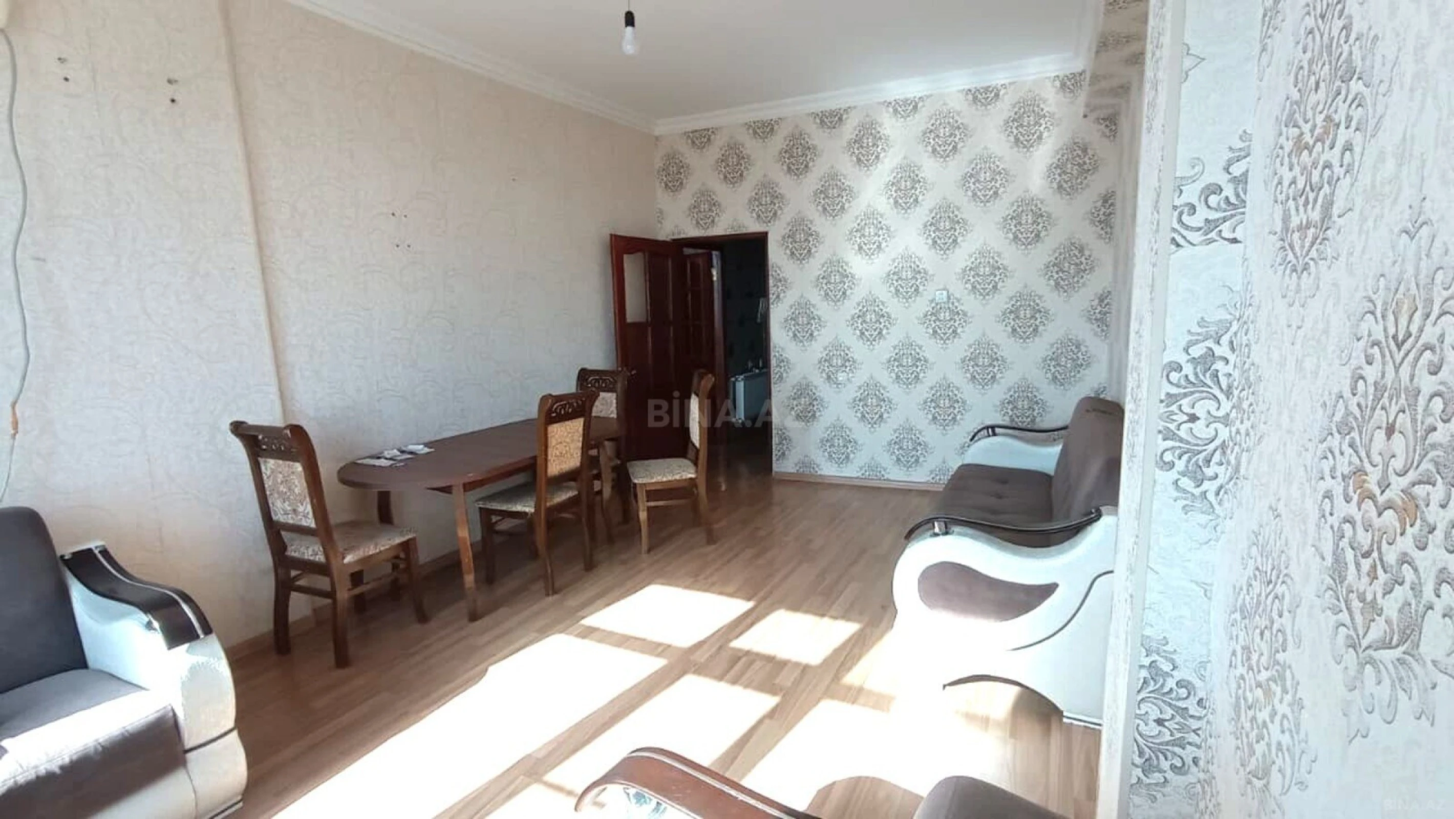 Kirayə verilir 2 otaqlı mənzil 60 m²