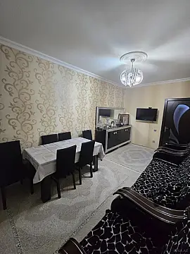 Satılır 2 otaqlı mənzil 44 m²