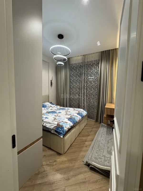 Kirayə verilir 2 otaqlı mənzil 62 m²