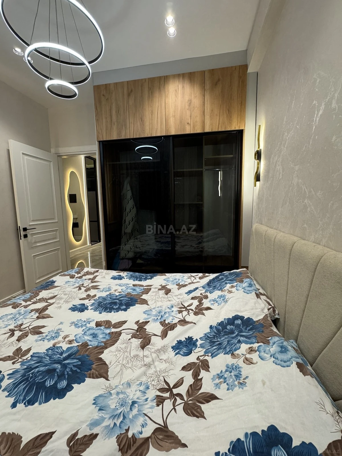 Kirayə verilir 2 otaqlı mənzil 62 m²