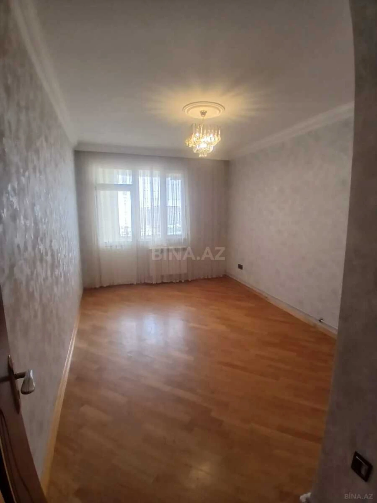 Satılır 2 otaqlı mənzil 62 m²