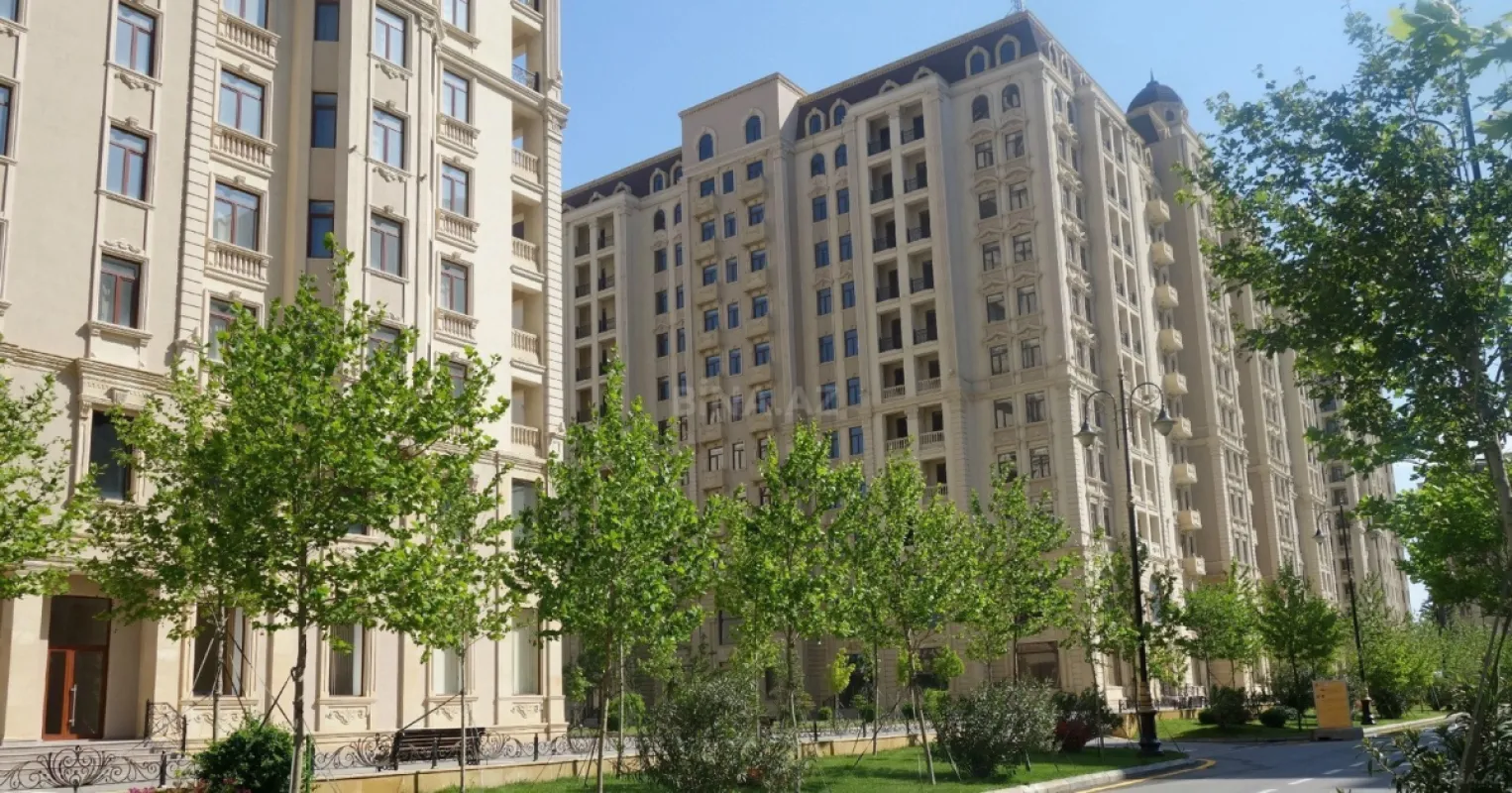 Kirayə verilir 3 otaqlı mənzil 157 m²