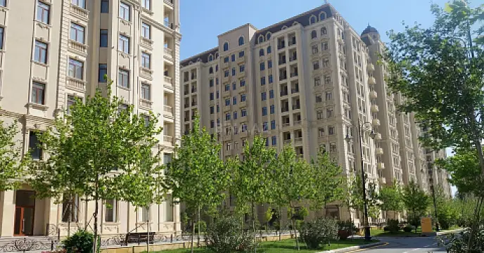 Kirayə verilir 3 otaqlı mənzil 157 m²