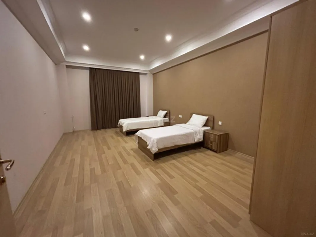Kirayə verilir 3 otaqlı mənzil 157 m²