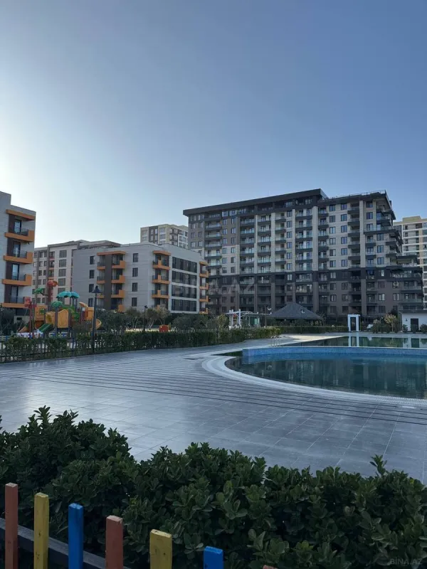 Satılır 2 otaqlı mənzil 146 m²