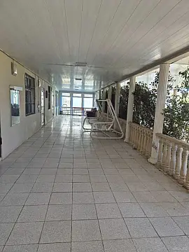 Satılır 7 otaqlı həyət evi 2800 m²