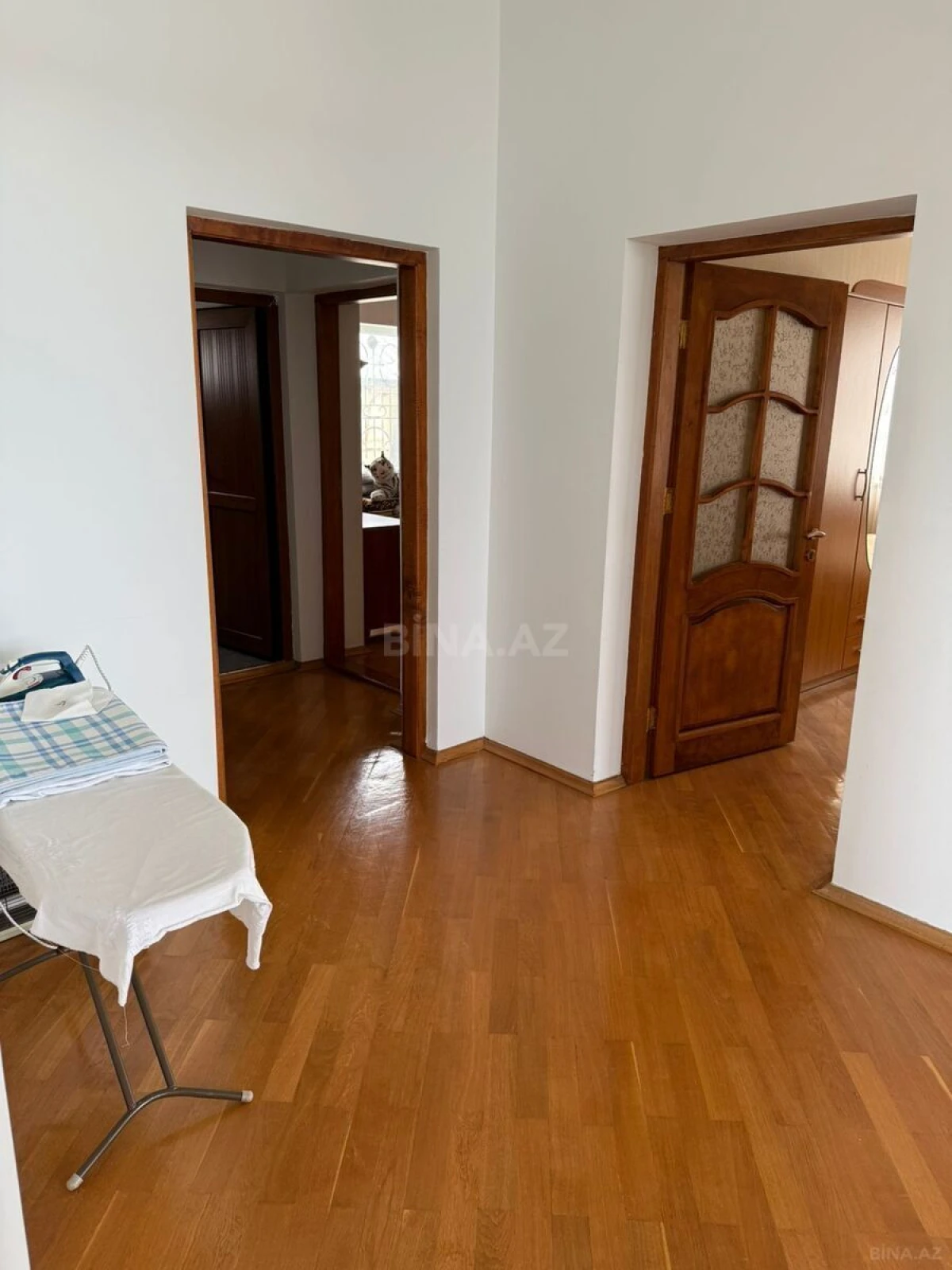 Satılır 7 otaqlı həyət evi 2800 m²