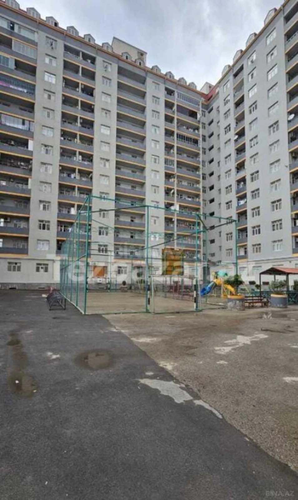Satılır 2 otaqlı mənzil 52 m²