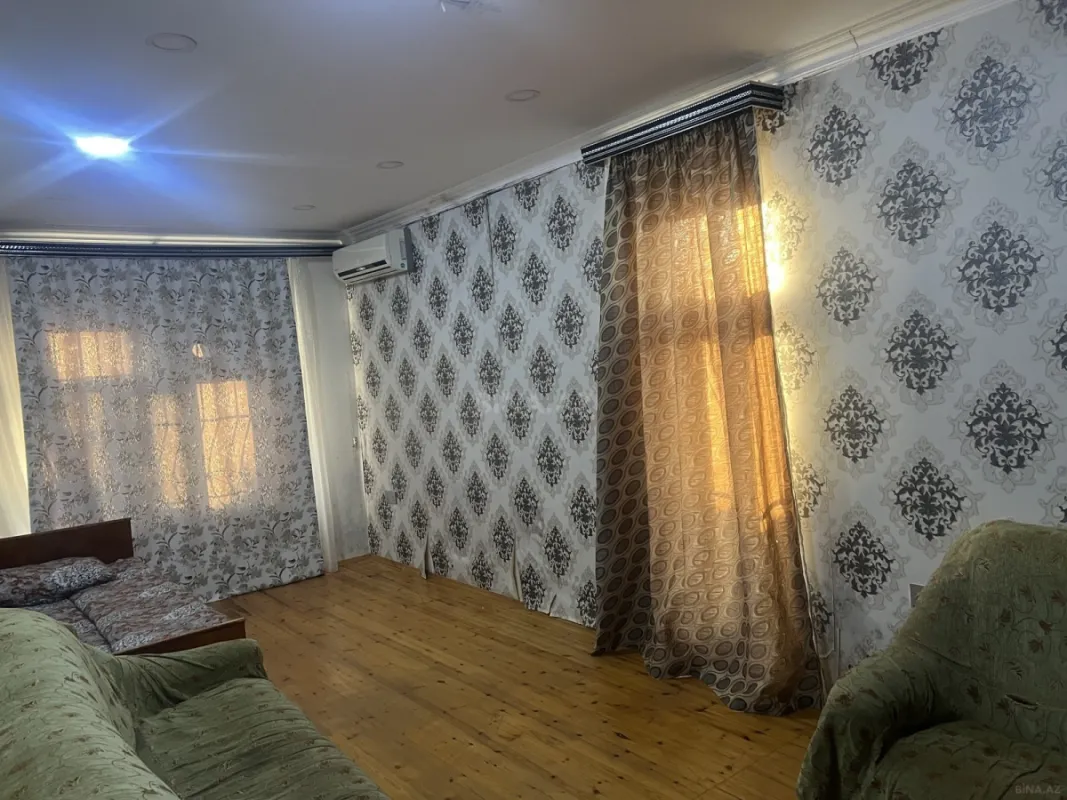 Satılır 4 otaqlı həyət evi 150 m²