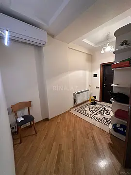 Kirayə verilir 3 otaqlı mənzil 108 m² — Bakı, 7-ci mikrorayon 3 otaq 108.00 m²