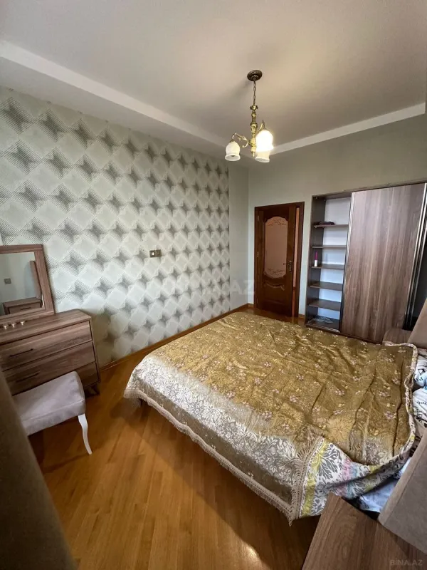 Kirayə verilir 3 otaqlı mənzil 108 m²