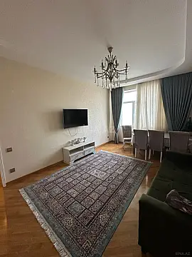 Kirayə verilir 3 otaqlı mənzil 108 m²