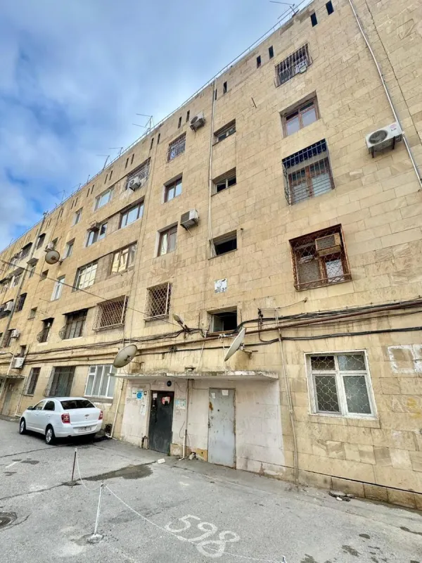 Satılır 2 otaqlı mənzil 60 m²