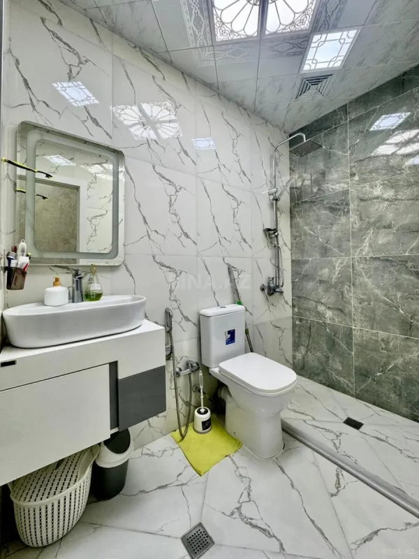 Satılır 2 otaqlı mənzil 60 m²