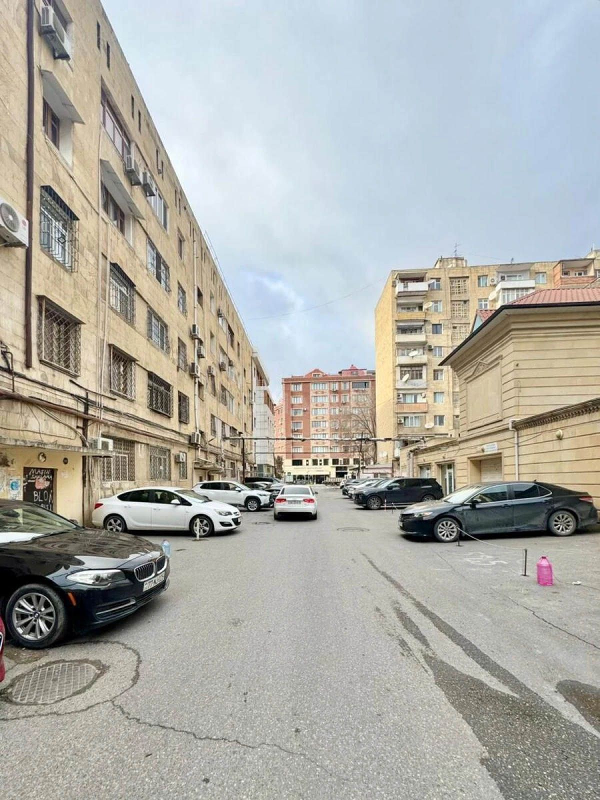 Satılır 2 otaqlı mənzil 60 m²