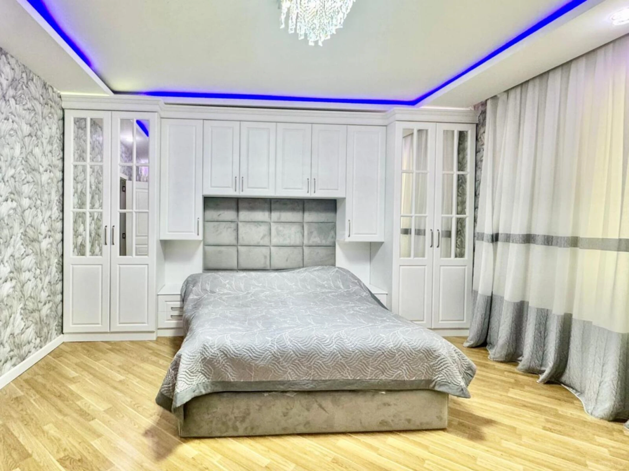 Satılır 2 otaqlı mənzil 60 m²