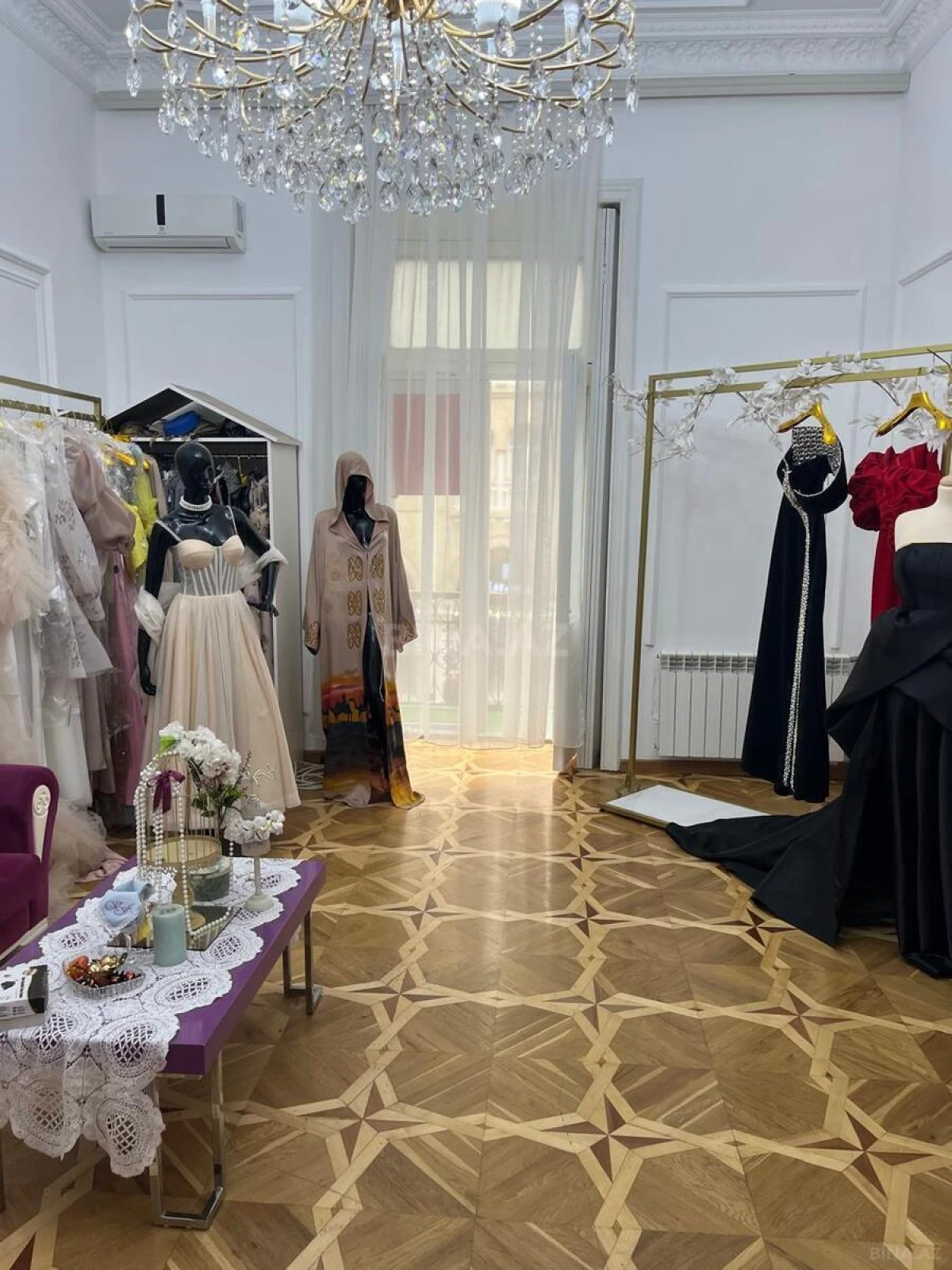 Satılır 4 otaqlı mənzil 102 m²