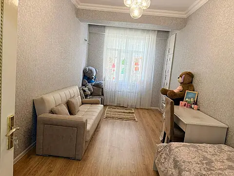 Satılır 3 otaqlı mənzil 100 m²