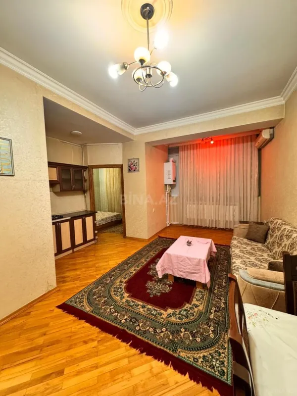 Kirayə verilir 2 otaqlı mənzil 60 m²