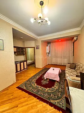 Kirayə verilir 2 otaqlı mənzil 60 m²