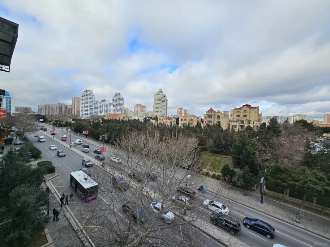 Satılır 2 otaqlı mənzil 55 m²