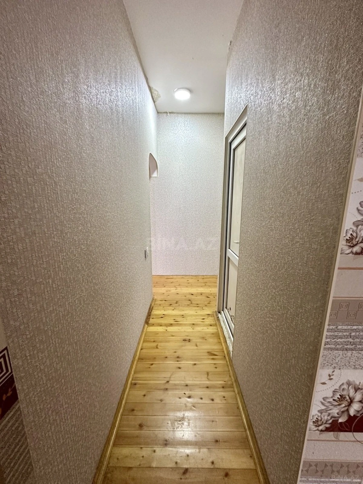 Satılır 2 otaqlı mənzil 45 m²