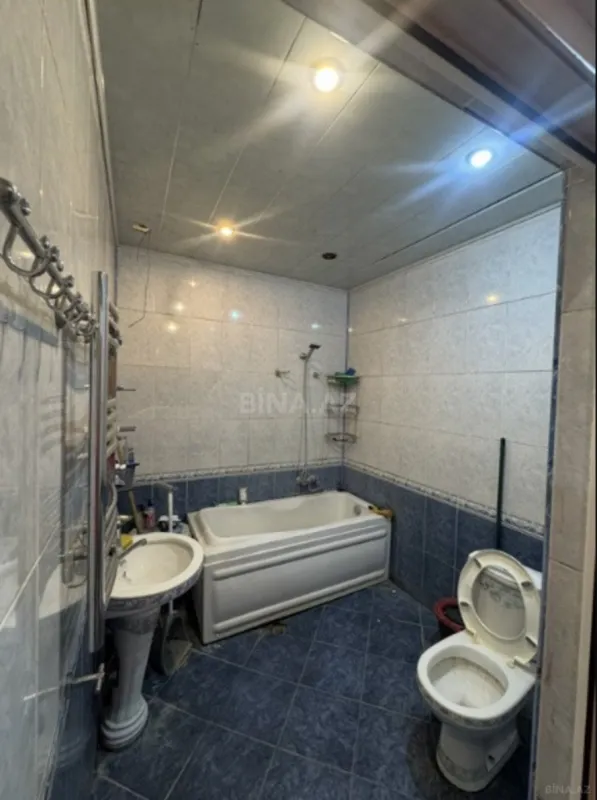 Kirayə verilir 4 otaqlı mənzil 115 m²