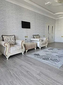 Kirayə verilir 2 otaqlı mənzil 100 m²