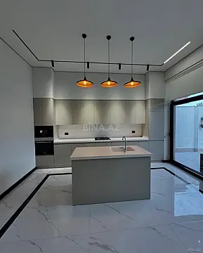 Kirayə verilir 5 otaqlı həyət evi 240 m²