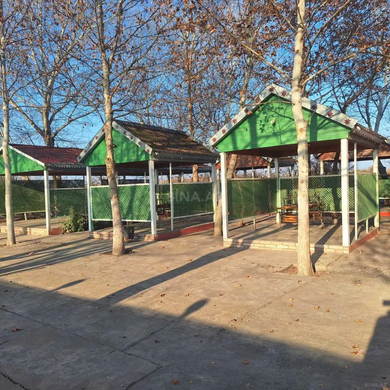 Satılır obyekt 500 m²