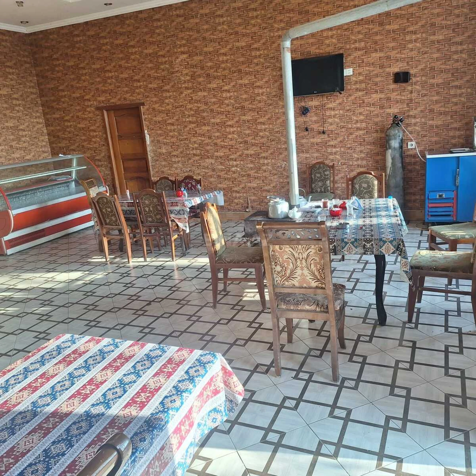 Satılır obyekt 500 m²