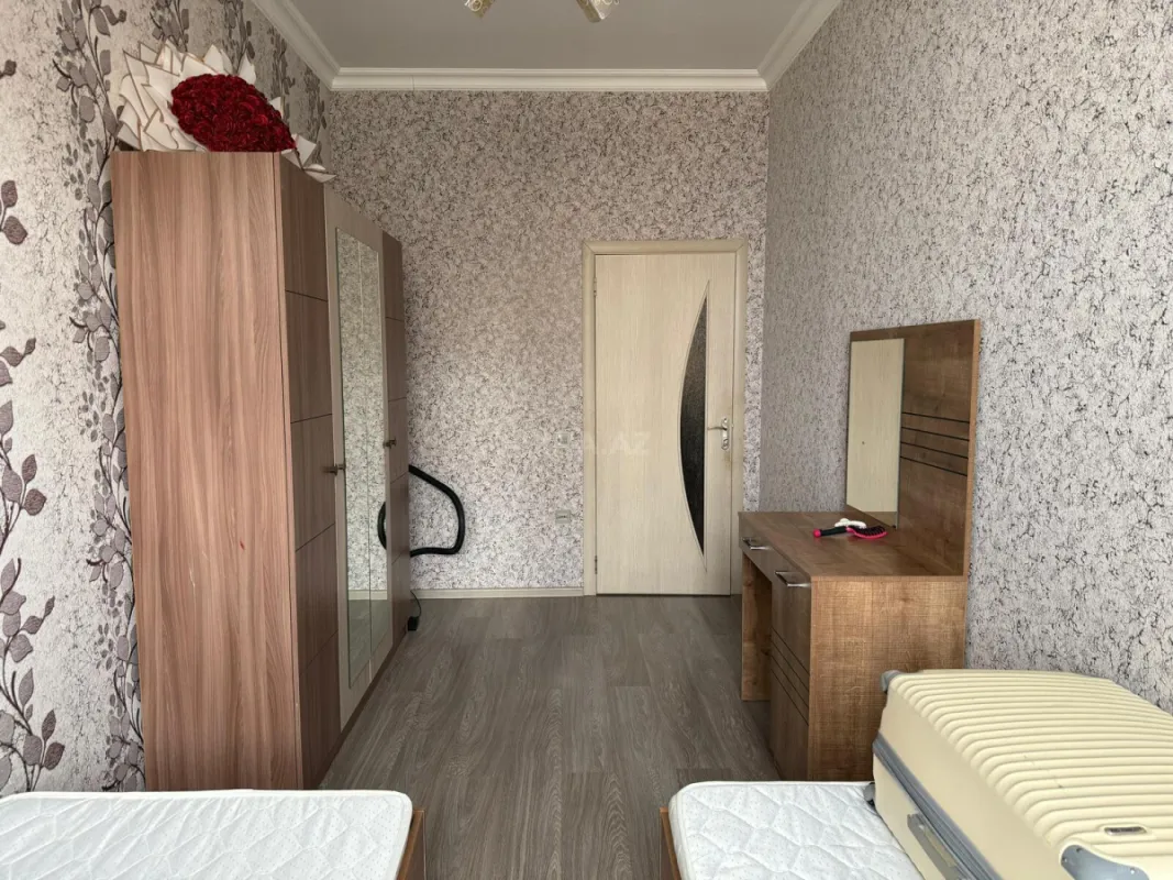 Kirayə verilir 3 otaqlı mənzil 90 m²
